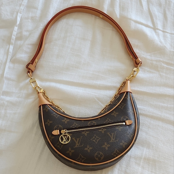 Louis Vuitton Handbags - Louis Vuitton Loop Bag